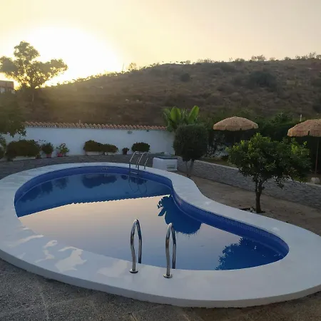 Сasa de vacaciones Candela En Piscina Privada *